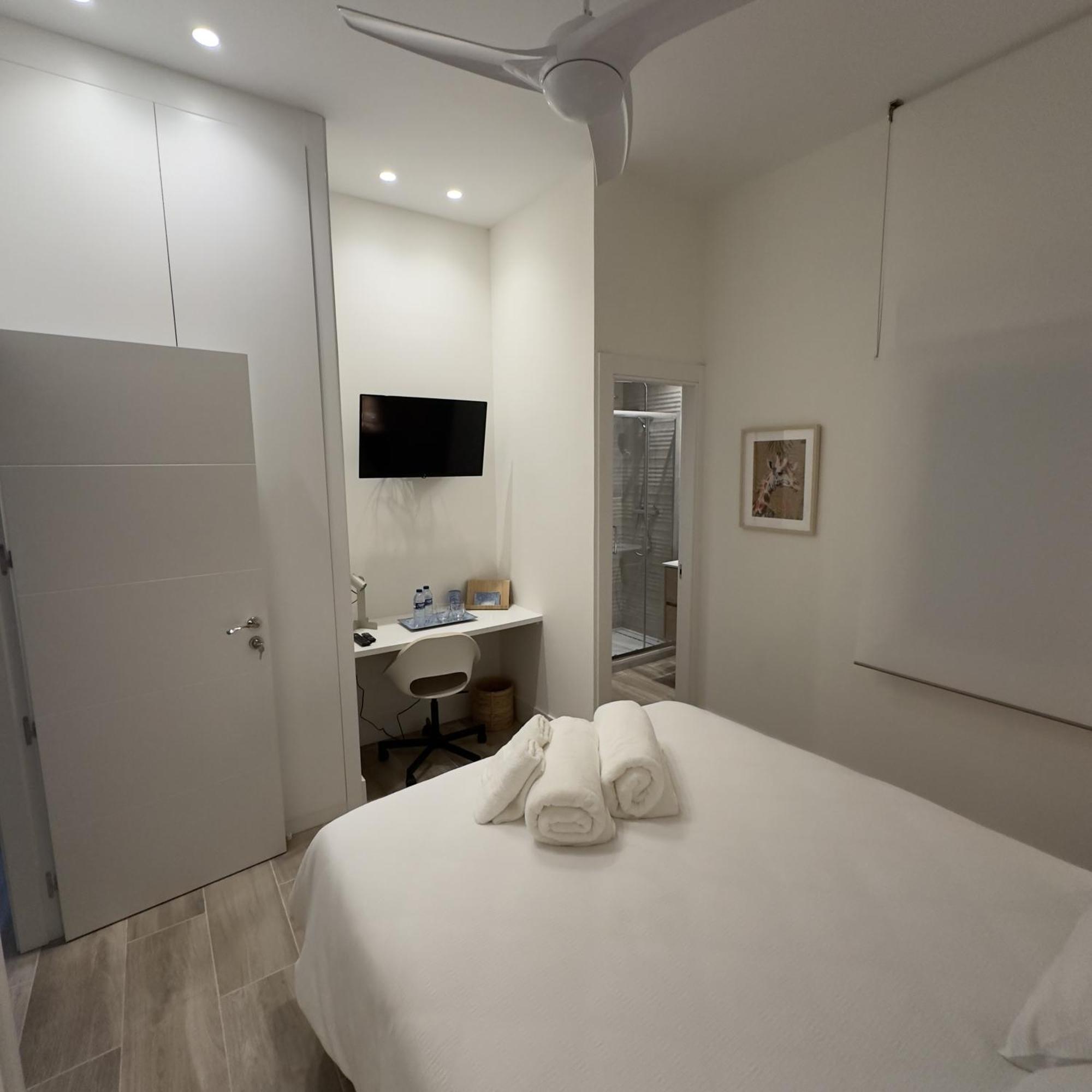 Apartamentos Moncloa มาดริด ภายนอก รูปภาพ